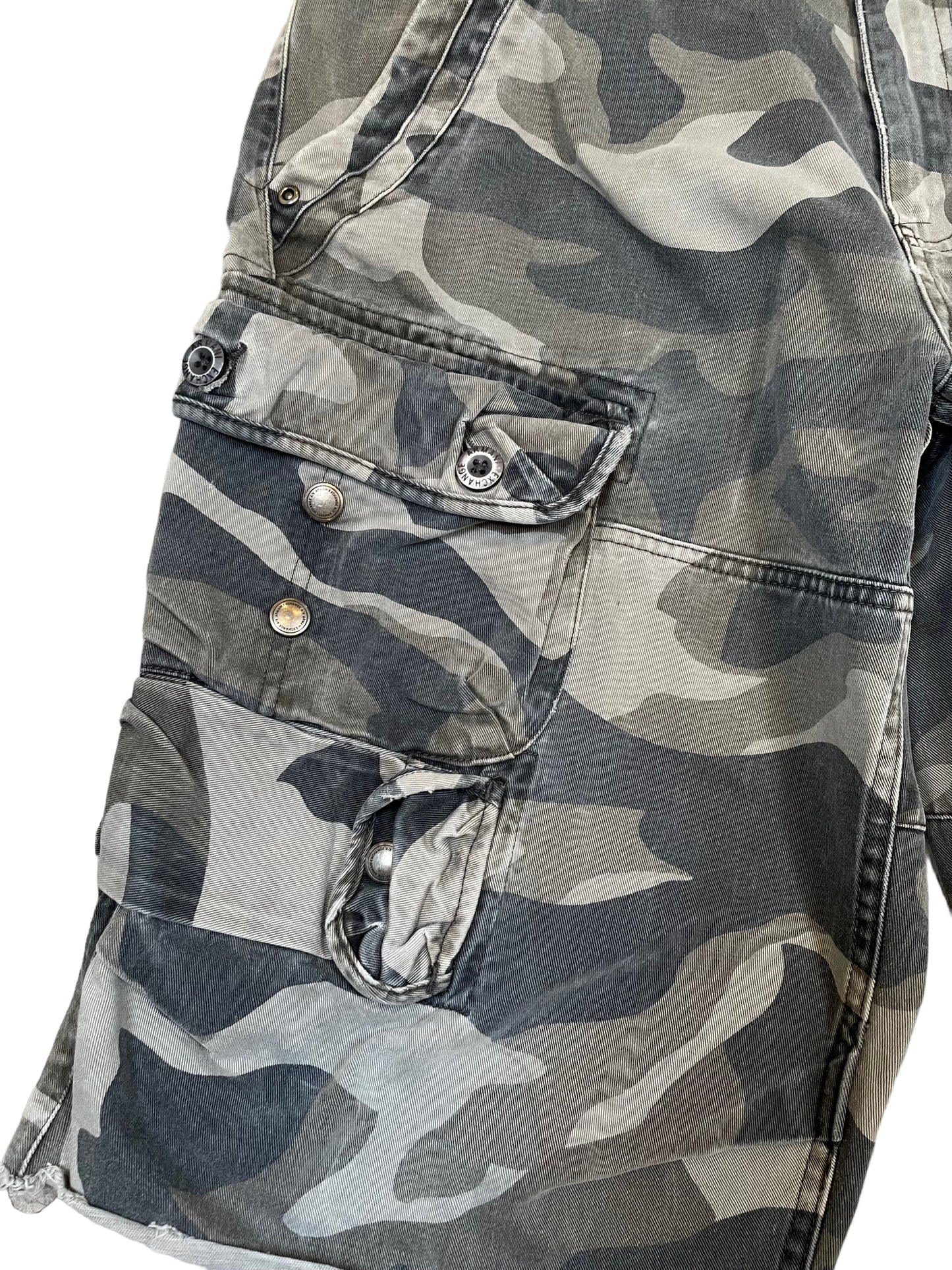 Armani Exchange Camouflage Cargo Shorts (32in)